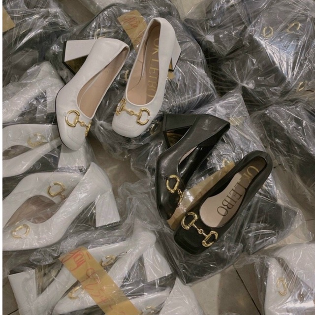 Sandal nữ Vintage Mũi Vuông Khuy Xích DD mắt to 316