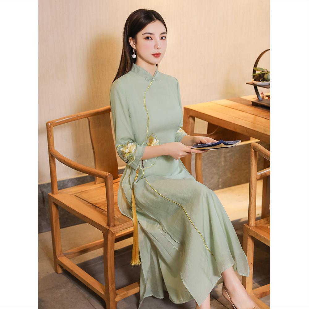 Hàng Mới Về Đầm Sườn Xám Cách Tân Dáng Dài Thêu Họa Tiết Phong Cách Cổ Điển Thời Trang 2022 Hàng Mới 22