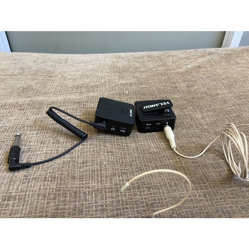 MICRO KHÔNG DÂY MÀU DA NGƯỜI YELANGU MX5 2.4G cho diễn giả đào tạo kết nối amply loa kéo điện thoại kết nối siêu xa 100m