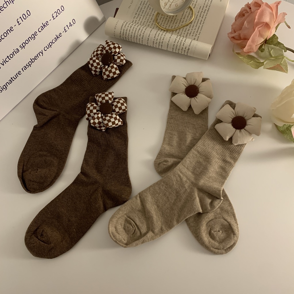 Set 2 Đôi Tất Hoa Mùa Thu Đông Cho Nữ