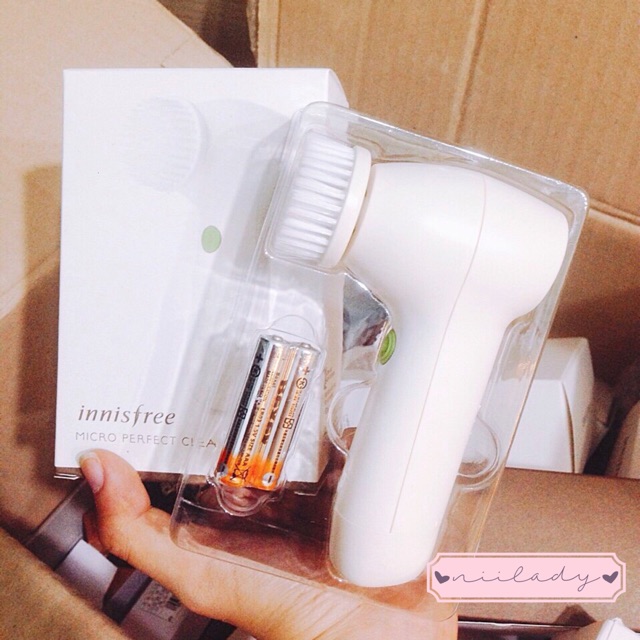 Máy Rửa Mặt Innisfree Micro Perfect Cleanser