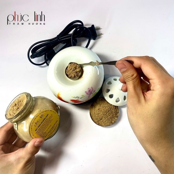 Bột Trầm Hương Xông Nhà Cao Cấp PHÚC LINH Loại Đặc Biệt 60Gr - Bột Nguyên Chất