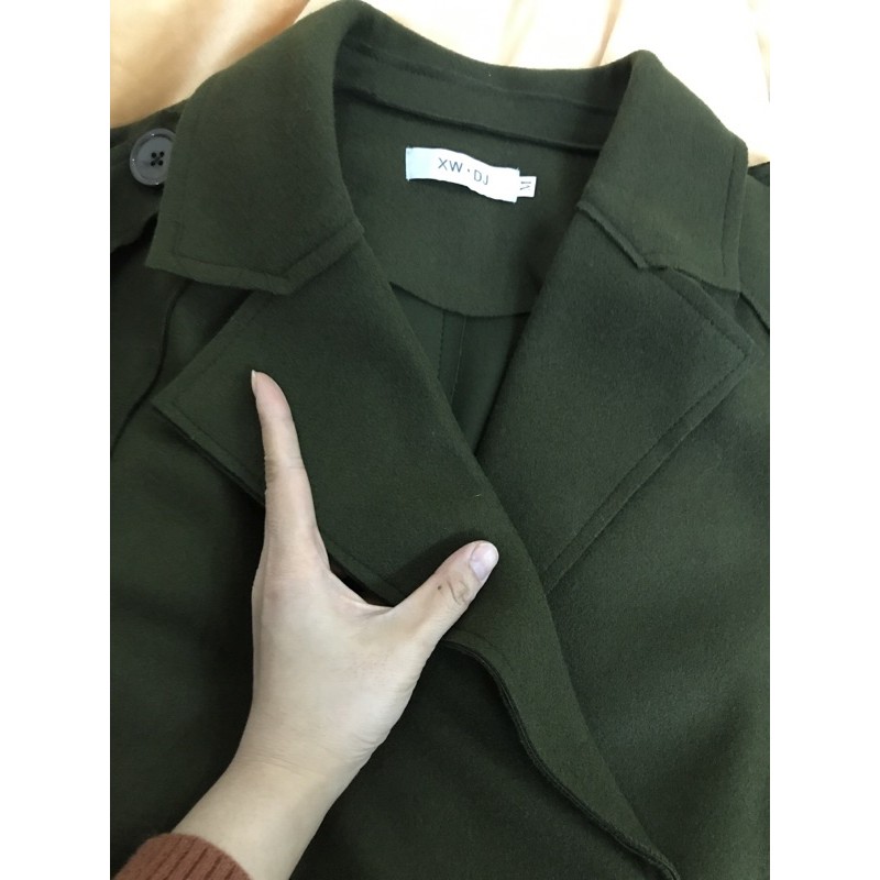 Áo Dạ Dáng Dài Xuông màu xanh rêu.