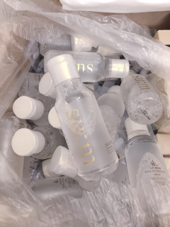 Nước tẩy trang Sum essential cleansing water 100ml- SAM Cosmetics