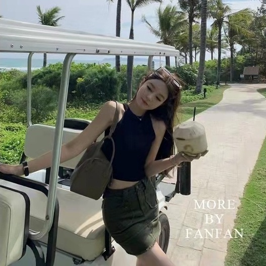 Áo hai dây ZHELIHANGFEI dệt kim ba chiều khoét rỗng gợi cảm