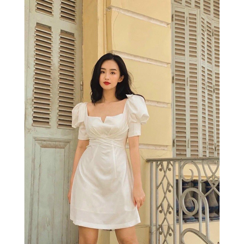 ĐẦM TRẮNG TAY PHỒNG CỔ VUÔNG | BigBuy360 - bigbuy360.vn