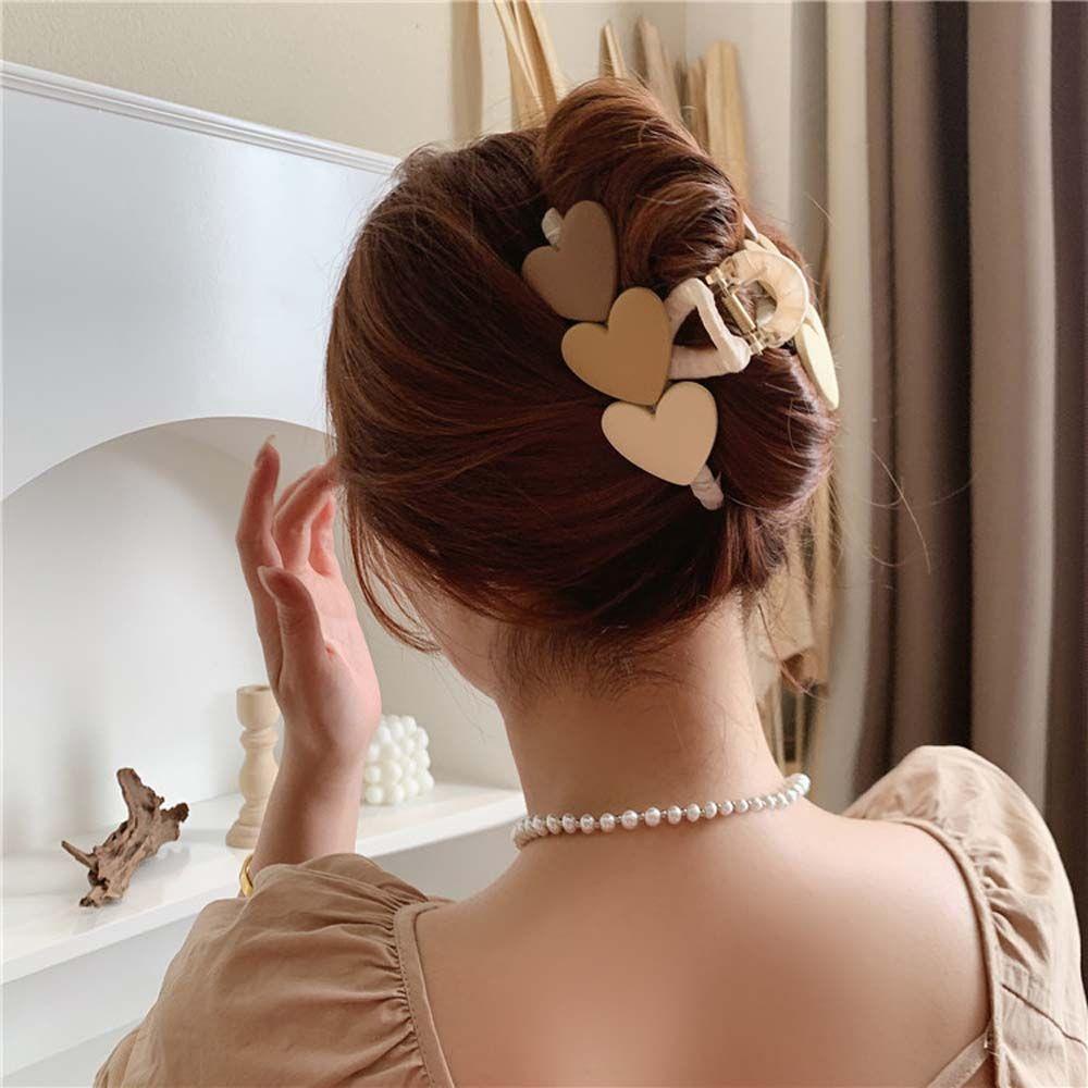 Kẹp Tóc Hình Trái Tim Màu Khaki / Cà Phê Dễ Thương