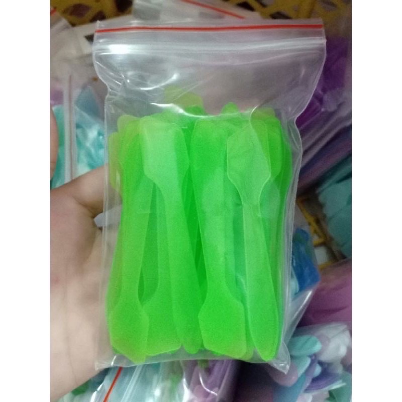 Combo 50 muỗng múc kem [màu xanh lá cây]