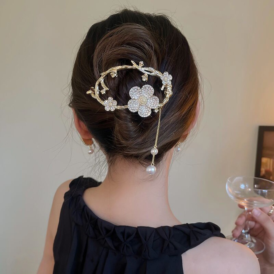 Kẹp Tóc Đính Đá Ngọc Trai Hình Hoa Phong Cách Hàn Quốc Mới