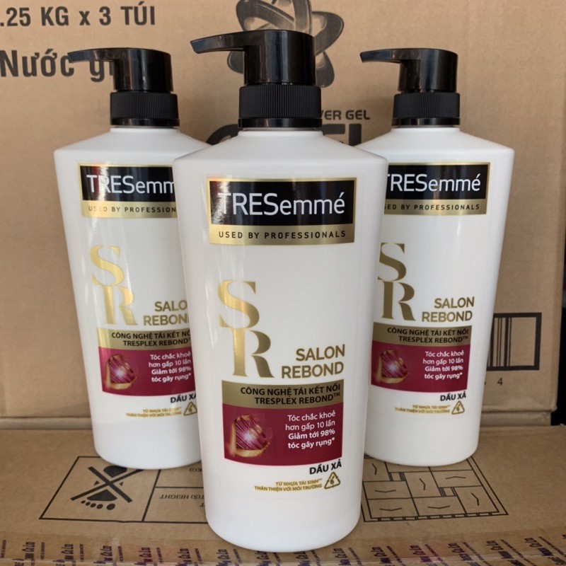 Kem xả TRESemme Salon Tóc chắc khoẻ hơn gấp 10 lần ( 620g )