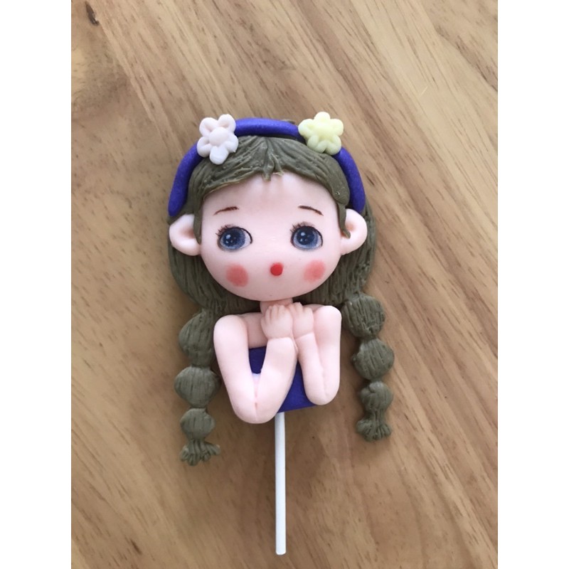 hinhnhuadeotrangtribanh