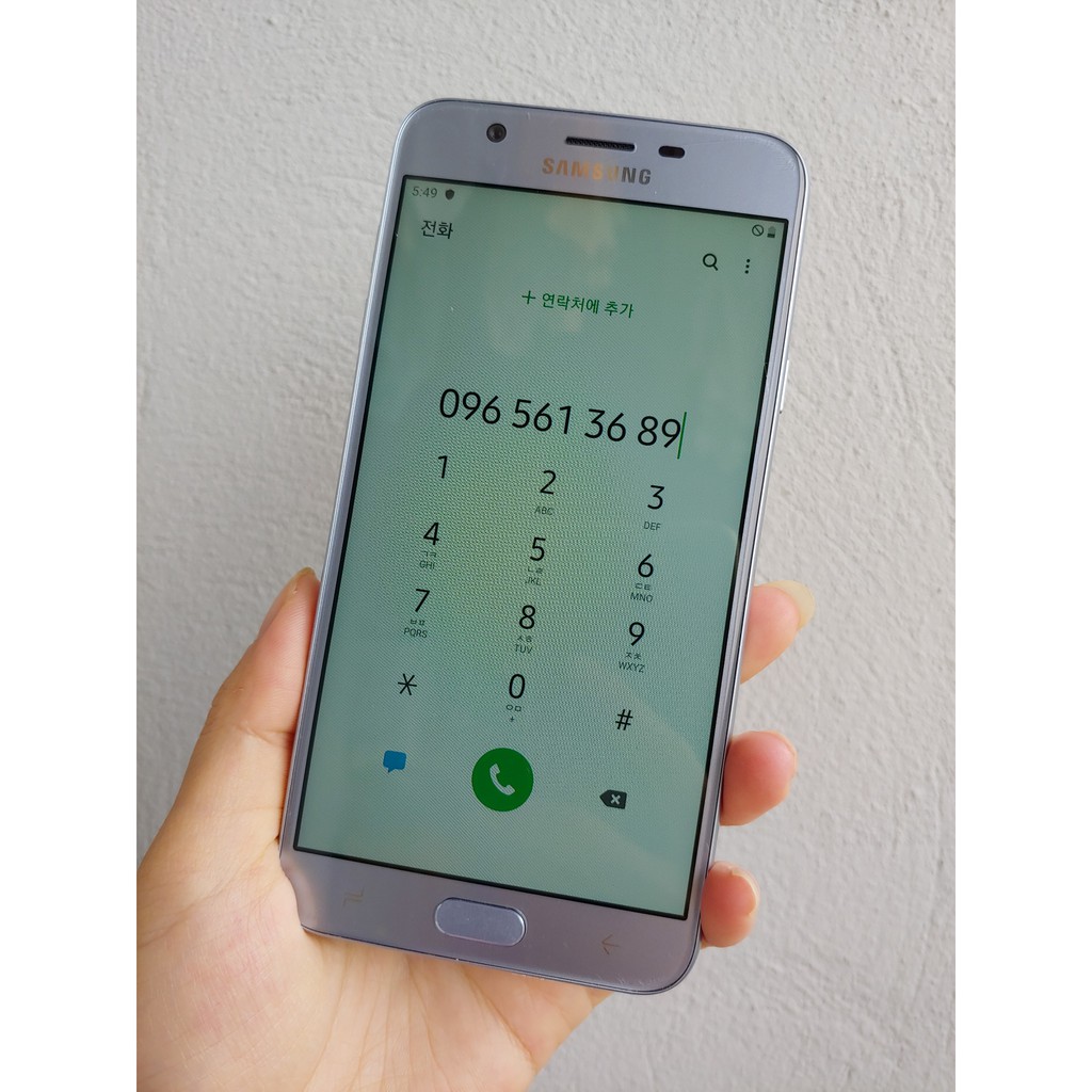 Điện thoại Samsung J737