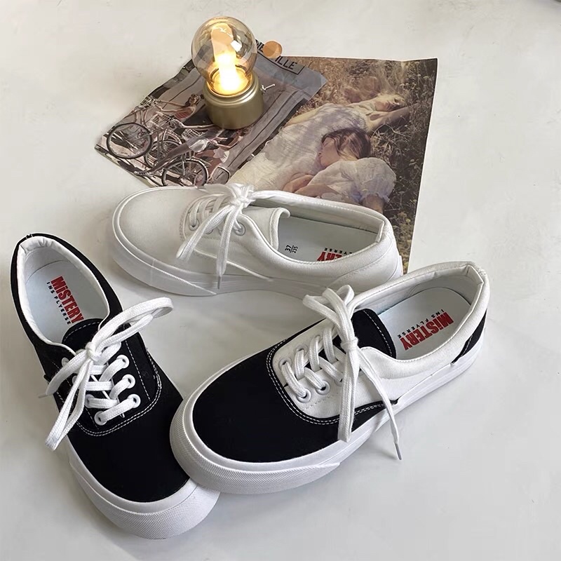 Giày Ulzzang Trắng Đơn Giản Đế Bánh Mì - G01