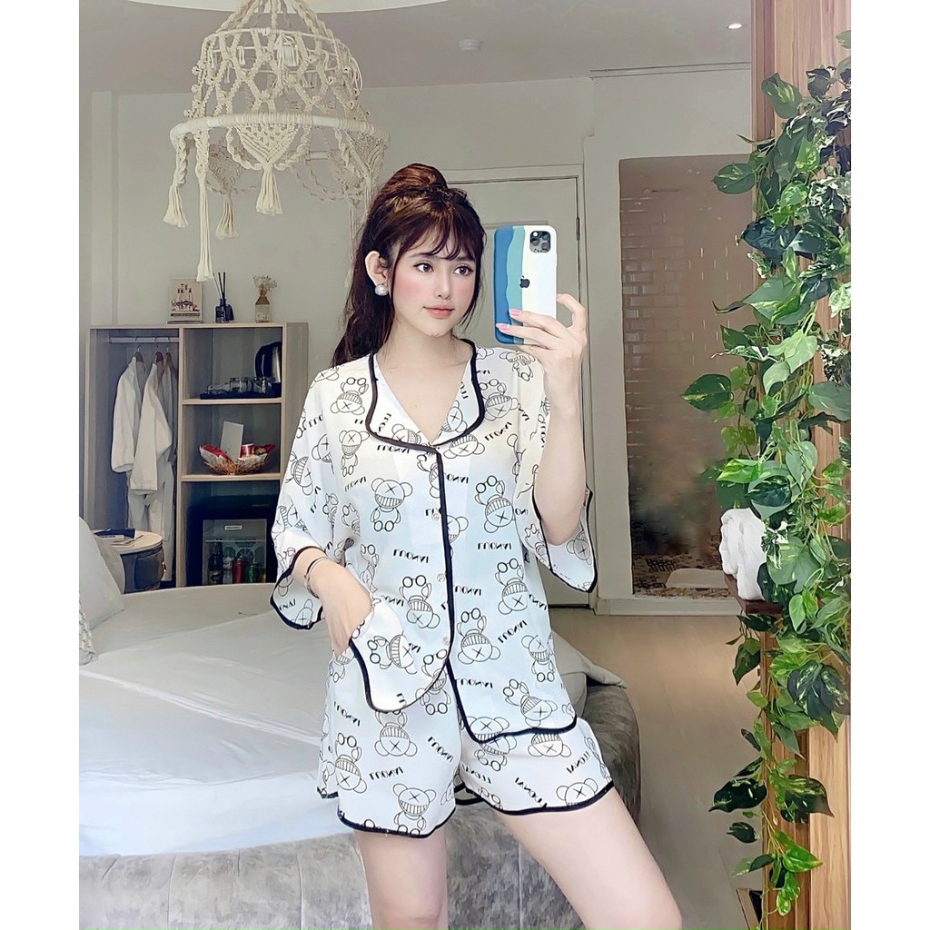 Bộ lụa satin mango đùi cao cấp | BigBuy360 - bigbuy360.vn