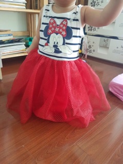 Váy Micky còn size 7-9kg