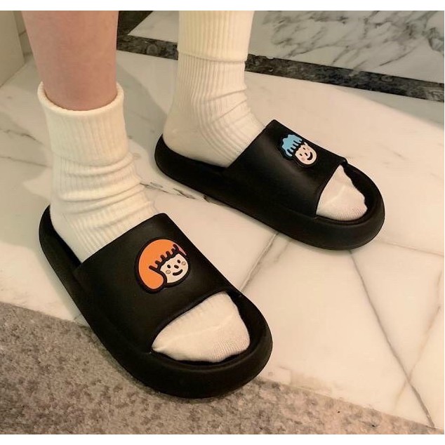 Dép bánh mì hoạt hình chibi