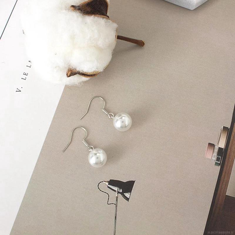 Khuyên tai ngọc trai đơn giản thanh lịch dành cho nữ