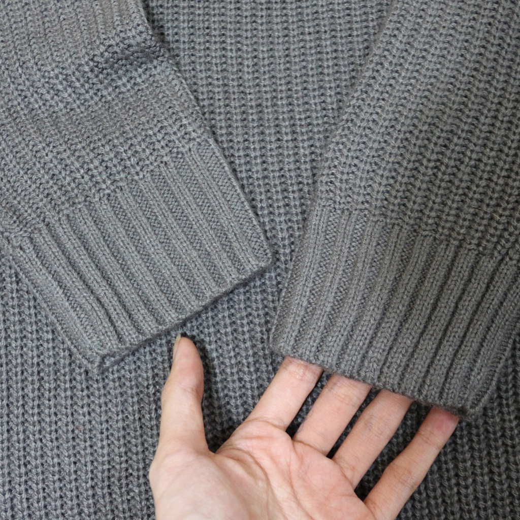 Áo len dáng dài xẻ tà  THE BLUE LADIES | BigBuy360 - bigbuy360.vn