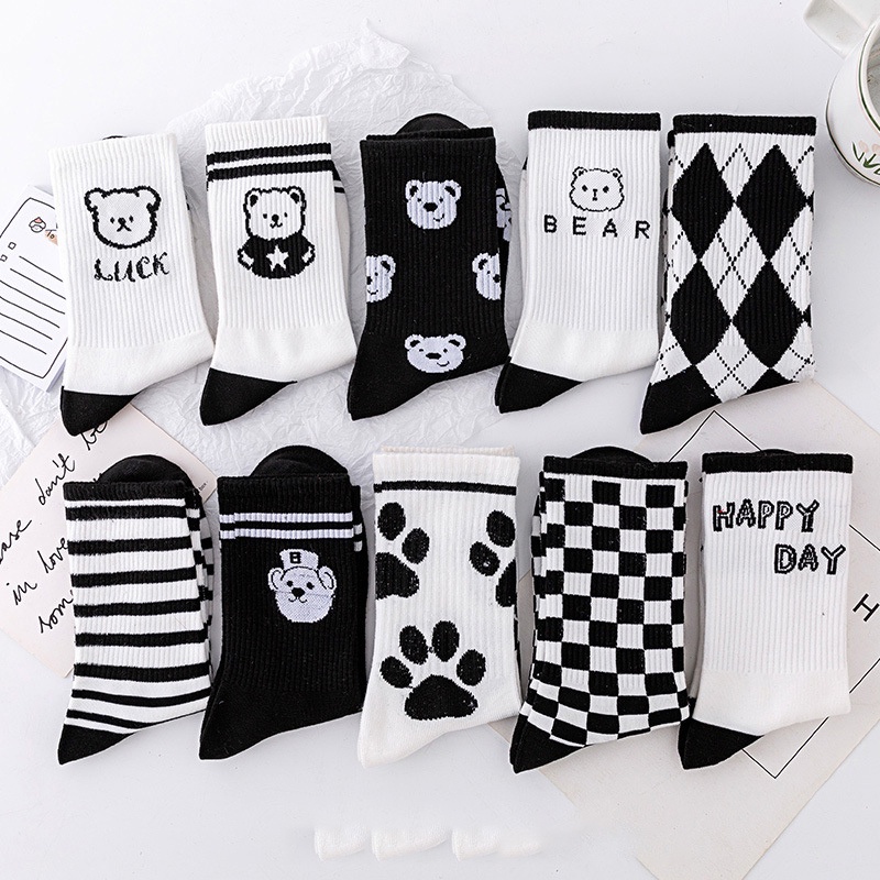 Vớ cotton Họa Tiết Sọc Trắng Đen