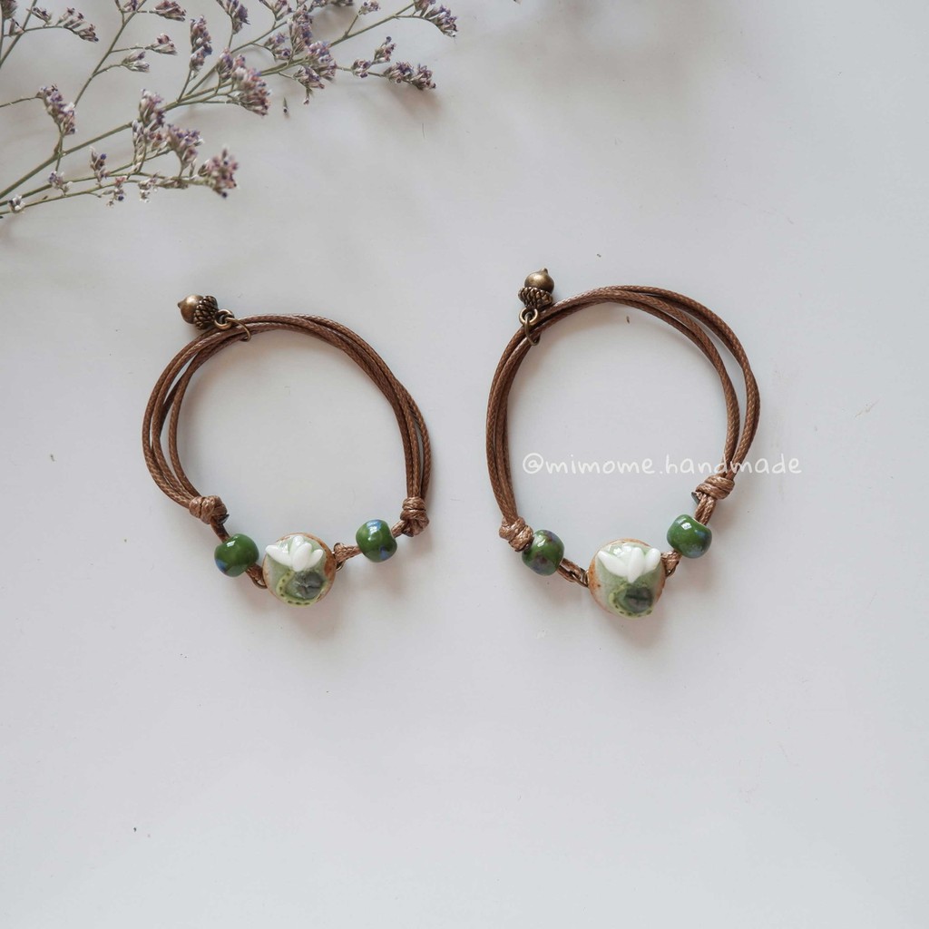 Vòng gốm hoa sen trắng