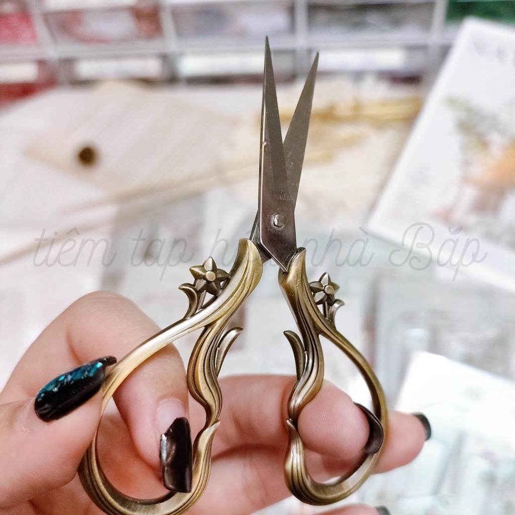 Kéo Thêu Trạm Hình Hoa Sao Bằng Thép Không Gỉ Phong Cách Vintage