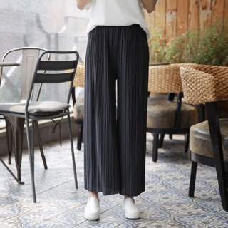 Quần ống rộng xếp ly chất kate sạn