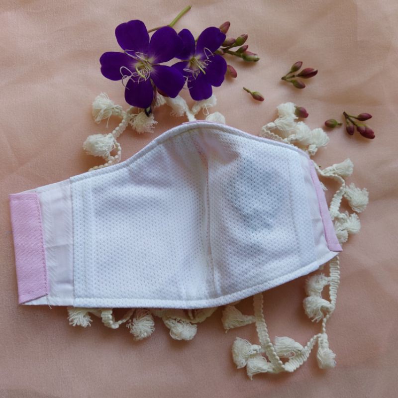 Khẩu trang thêu lavender | BigBuy360 - bigbuy360.vn