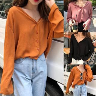 Áo kiểu tay dài cổ chữ V phối nút