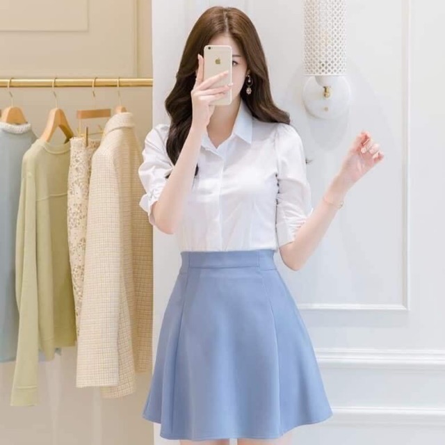 Chân váy xoè ngắn màu sắc trẻ trung | BigBuy360 - bigbuy360.vn