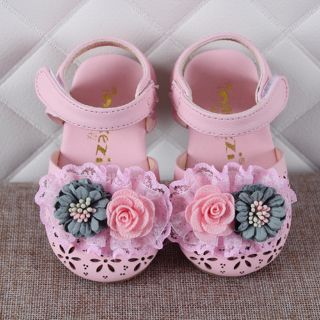 SANDAL TẬP ĐI ĐẾ CAO SU MỀM CHO BÉ GÁI HOA TRÀ A605