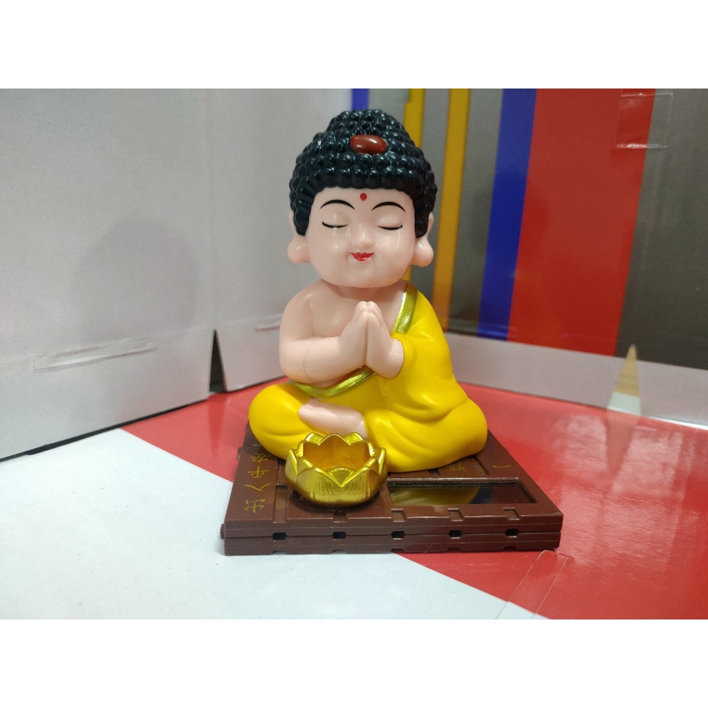 Tượng Phật Adida Đầu Gật Gù Adida