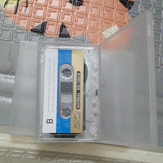 Băng cassette trắng mới giá cho 1 chiếc