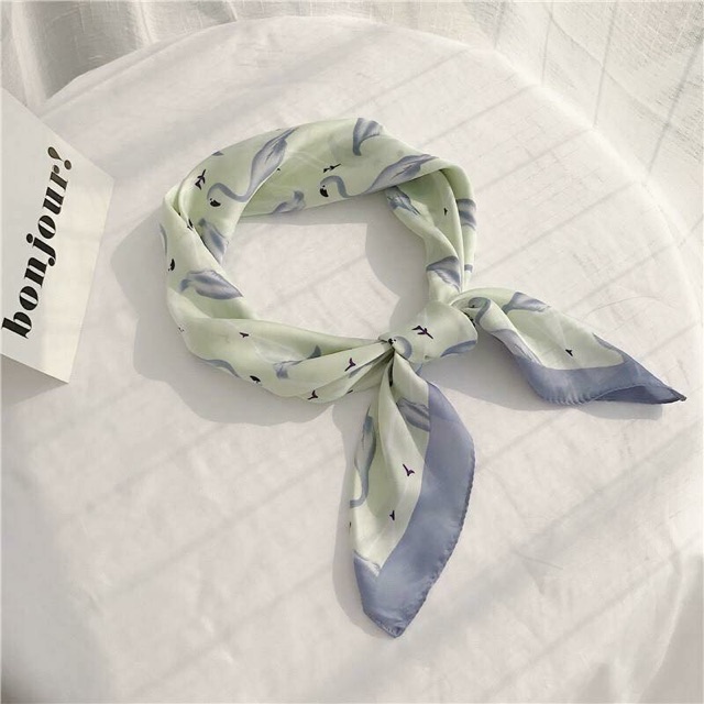 Khăn con hạc, size 70x70.