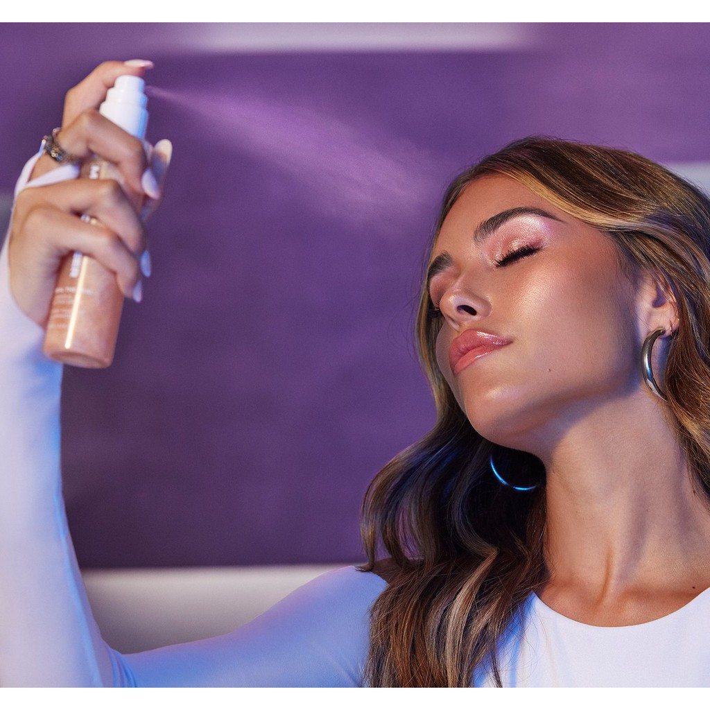 Xịt Khoá Make Up Có Nhũ Morphe Madison Beer Luminous Setting Spray 100ml | WebRaoVat - webraovat.net.vn