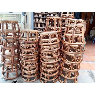 Ghế mây tre đan dân tộc.