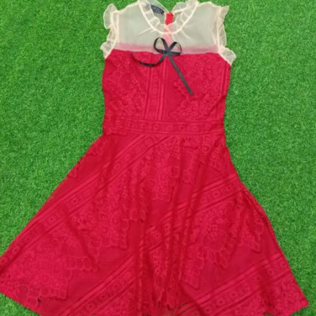 Váy thiết kế thời trang