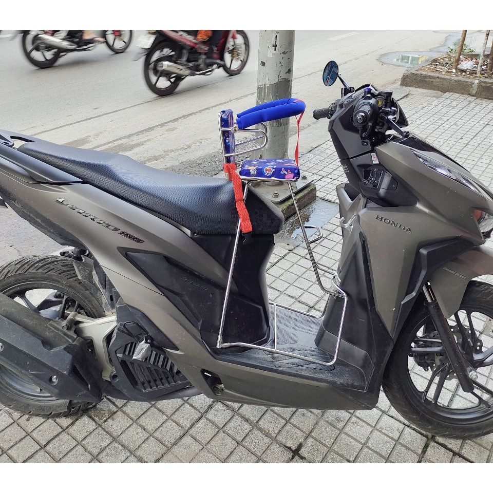 Ghế ngồi xe máy có vòng cho bé các loại xe ga, xe số - Gối, đai, mũ đi xe máy