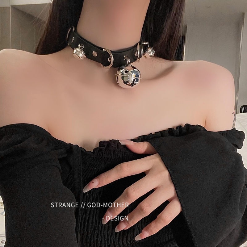 Vòng Cổ Choker Da PU Có Chuông Phong Cách Punk Gothic Punk Cá Tính Chất Lượng Cao Cho Nữ / Phụ Nữ
