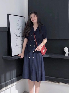 Váy đen có cúc - Hàng đẹp