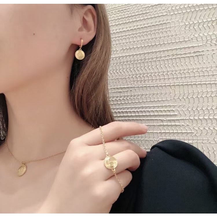 Bông tai hình tròn in chữ CD thời trang phong cách cổ điển cho nữ