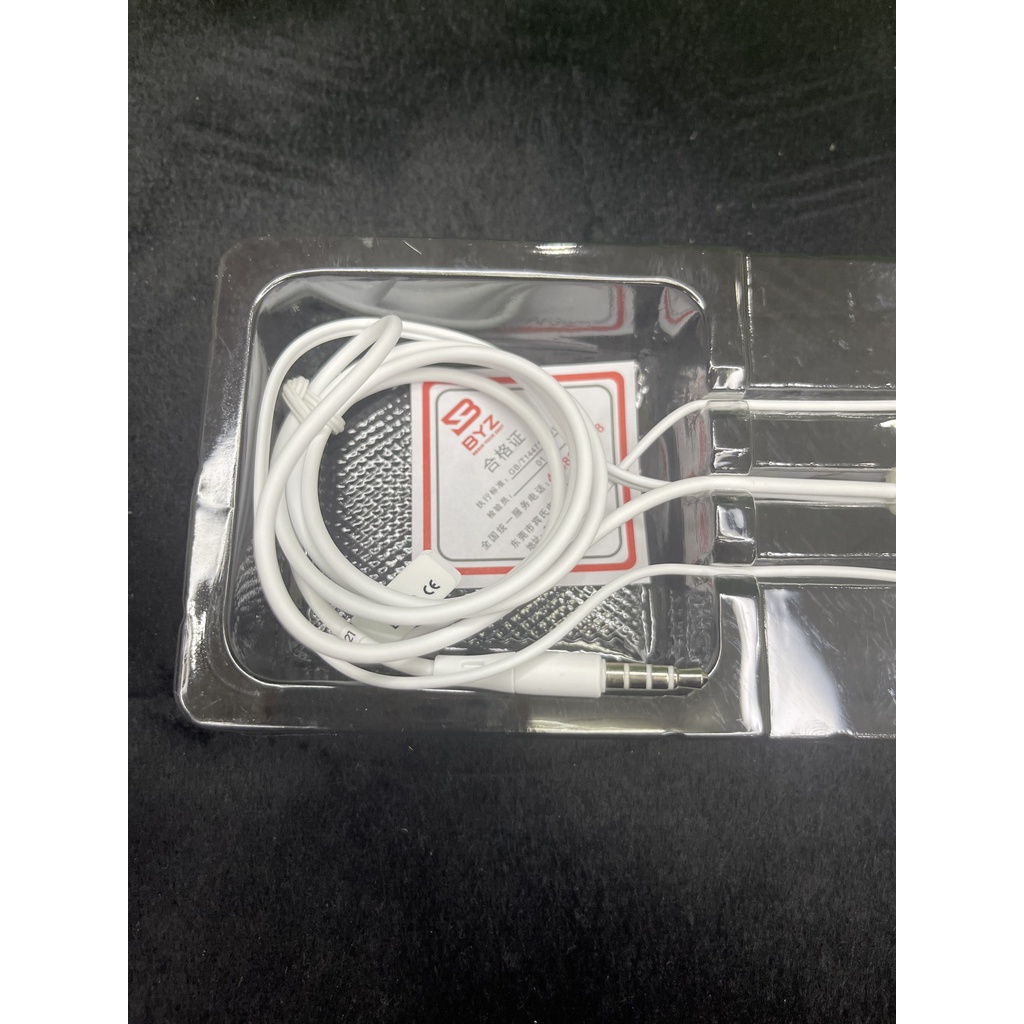 Tai Nghe BYZ SE519A  Thiết Kế Có Phần Đệm Silicion Mềm Dẻo, Êm Ái. Âm Thanh Hay Chân Thực, Sống Động.