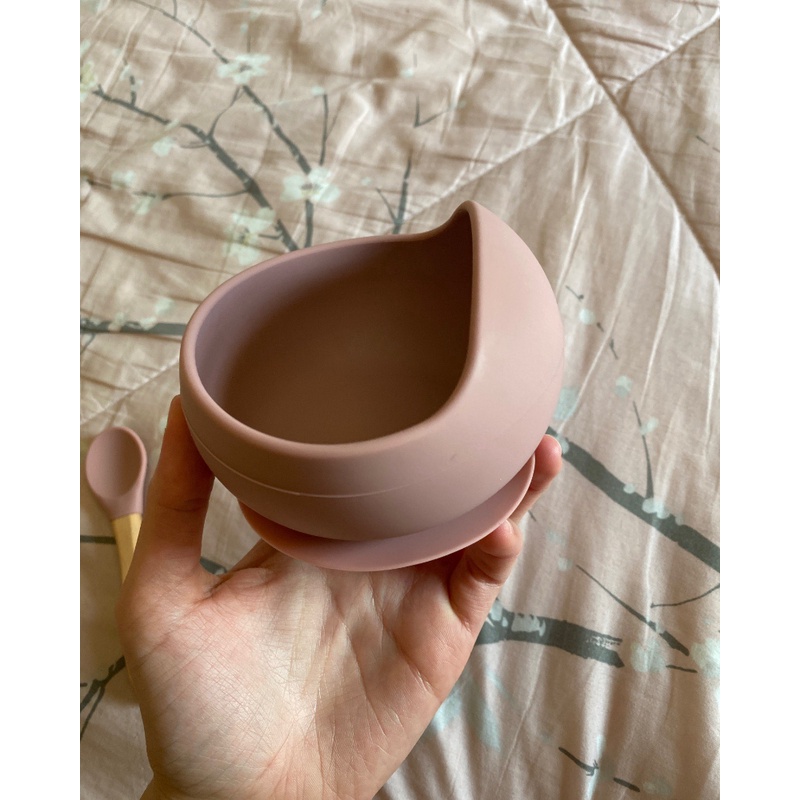Bát Ăn Bằng Silicone Có Đế Hút Thiết Kế Dễ Thương Cho Trẻ Em