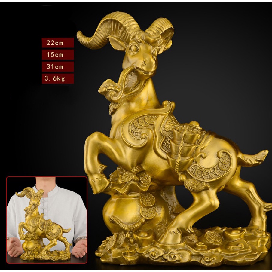 Tượng linh vật con dê mùi tam dương khai thái ngậm gậy như ý bằng đồng thau phong thuỷ Hồng Thắng