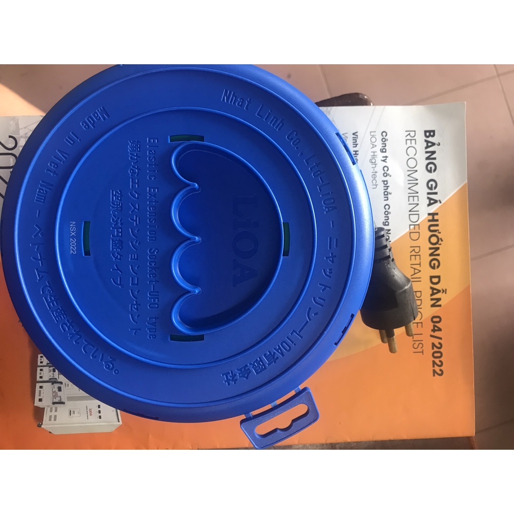 Ổ cắm kéo dài quay tay LiOA phích 2 chấu 3 chấu 10A 15A, Kiểu đĩa bay hàng chính hãng LiOA Việt Nam 5m/10m DB52