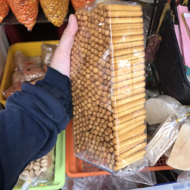 Bánh đũa .