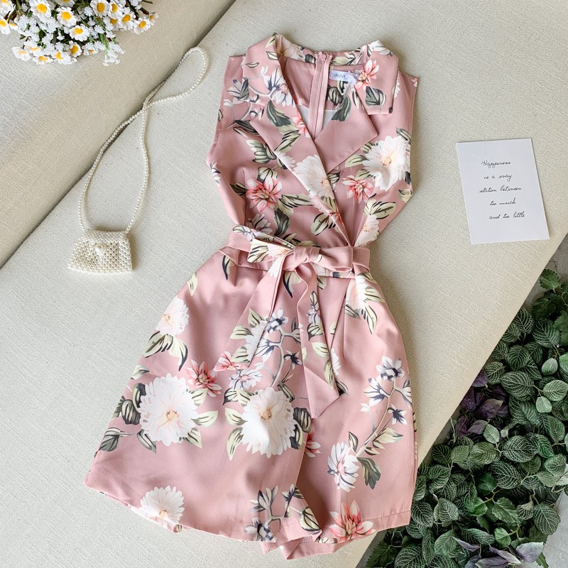 Jumpsuit hoa cổ véc không tay quần sooc trẻ trung thanh lịch  050620
