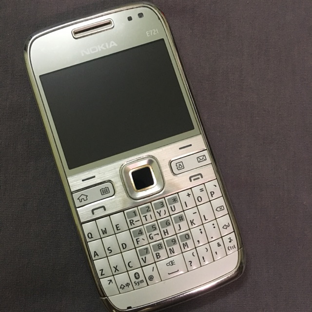 Nokia E72 White