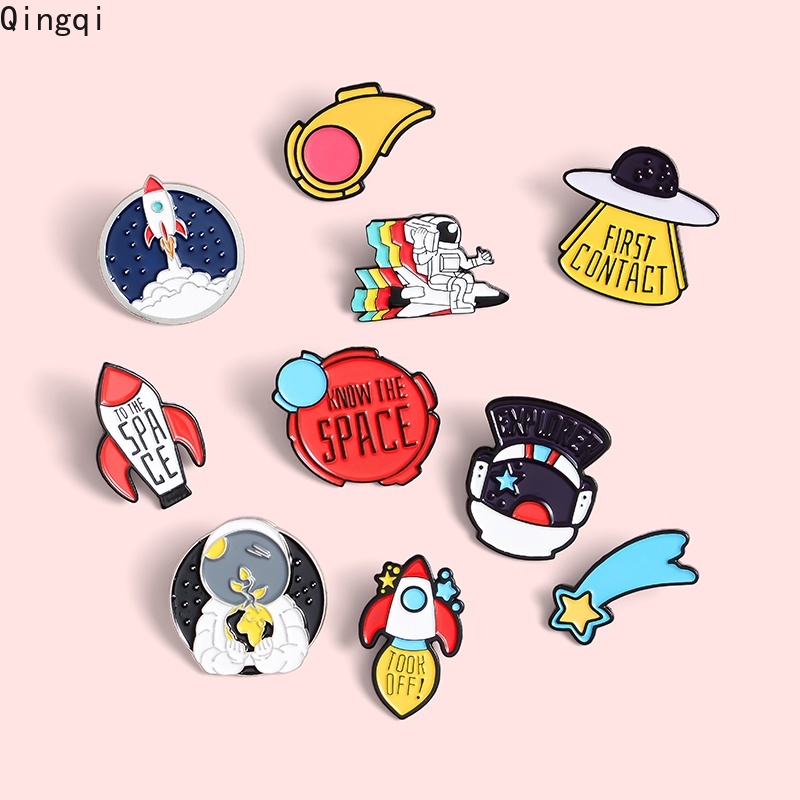 Ghim cài áo Miss Zoe tráng men hình phi hành gia/tàu vũ trụ hoạt hình cho trẻ em