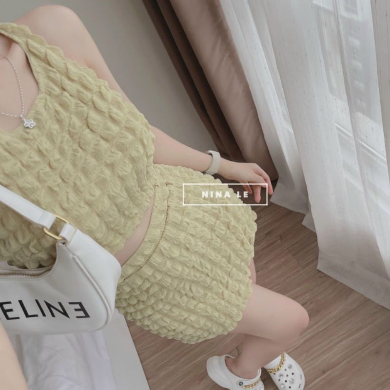Sét áo ba lỗ và chân váy ôm ô vuông vải xốp co giãn