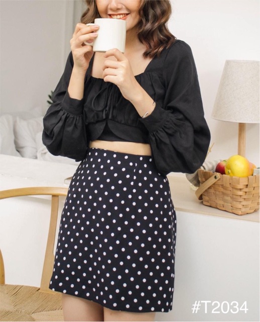 Set Đồ UNO SET gồm áo dài tay form croptop chất vải lụa mịn và chân váy bi form A chất váy kate lụa có lót